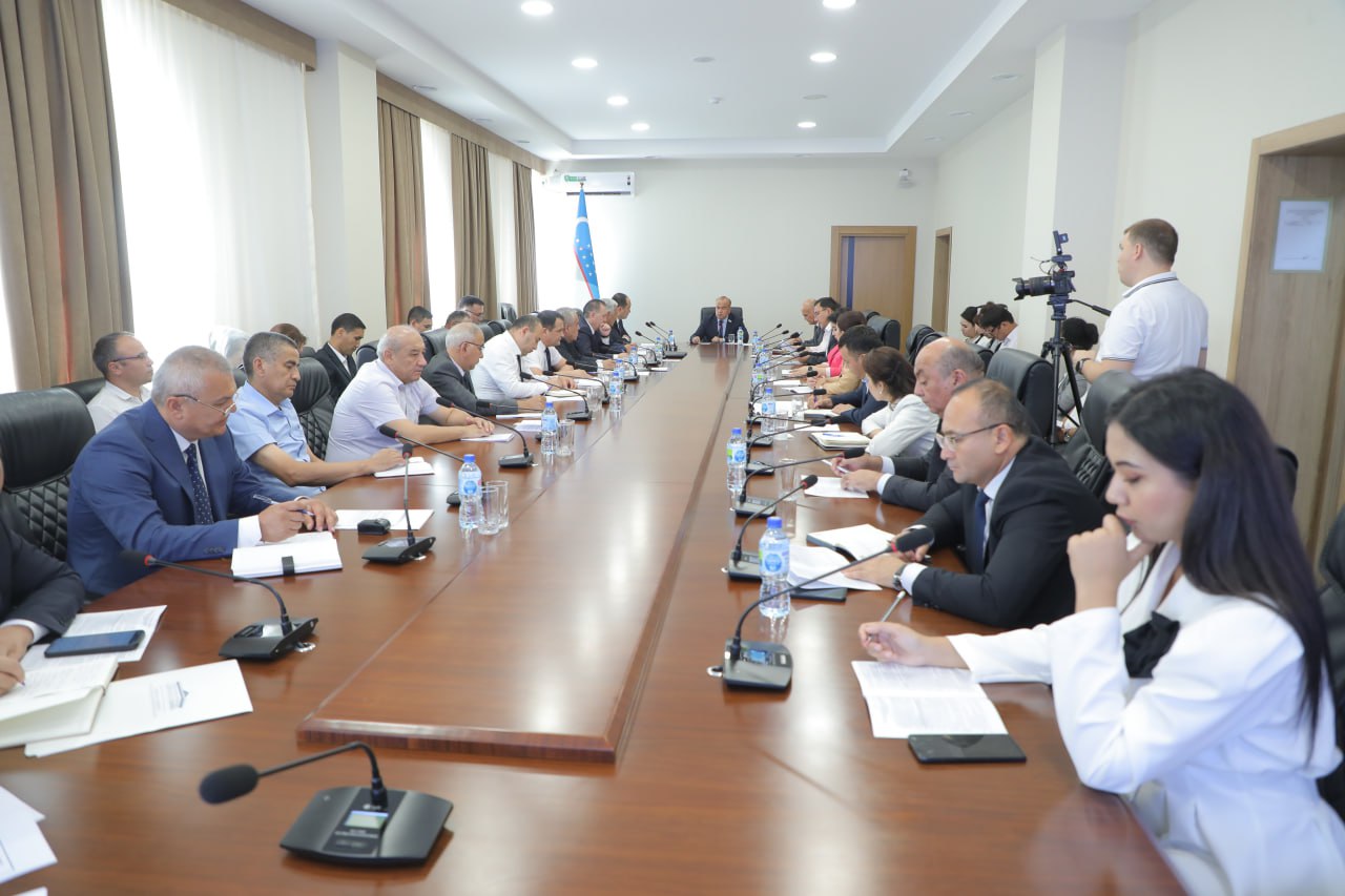 Pedagog xodimlar malakasini oshirish tizimini takomillashtirish masalalari muhokama qilindi (1)