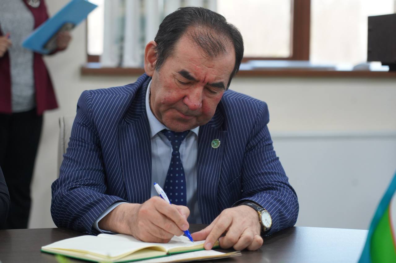 Xorijiy professor-o‘qituvchilar uchun malaka oshirish kurslari yakunlandi